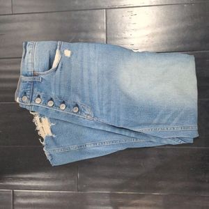 Abercrombie. Ultra High Rise Ankle Jeans. S4